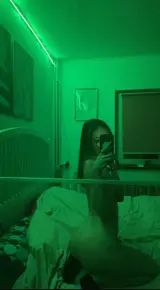 Mlada Mia čeka samo tebe za zabavu, nudim uživo i online 🍒 – Kurve Zagreb – slika 3